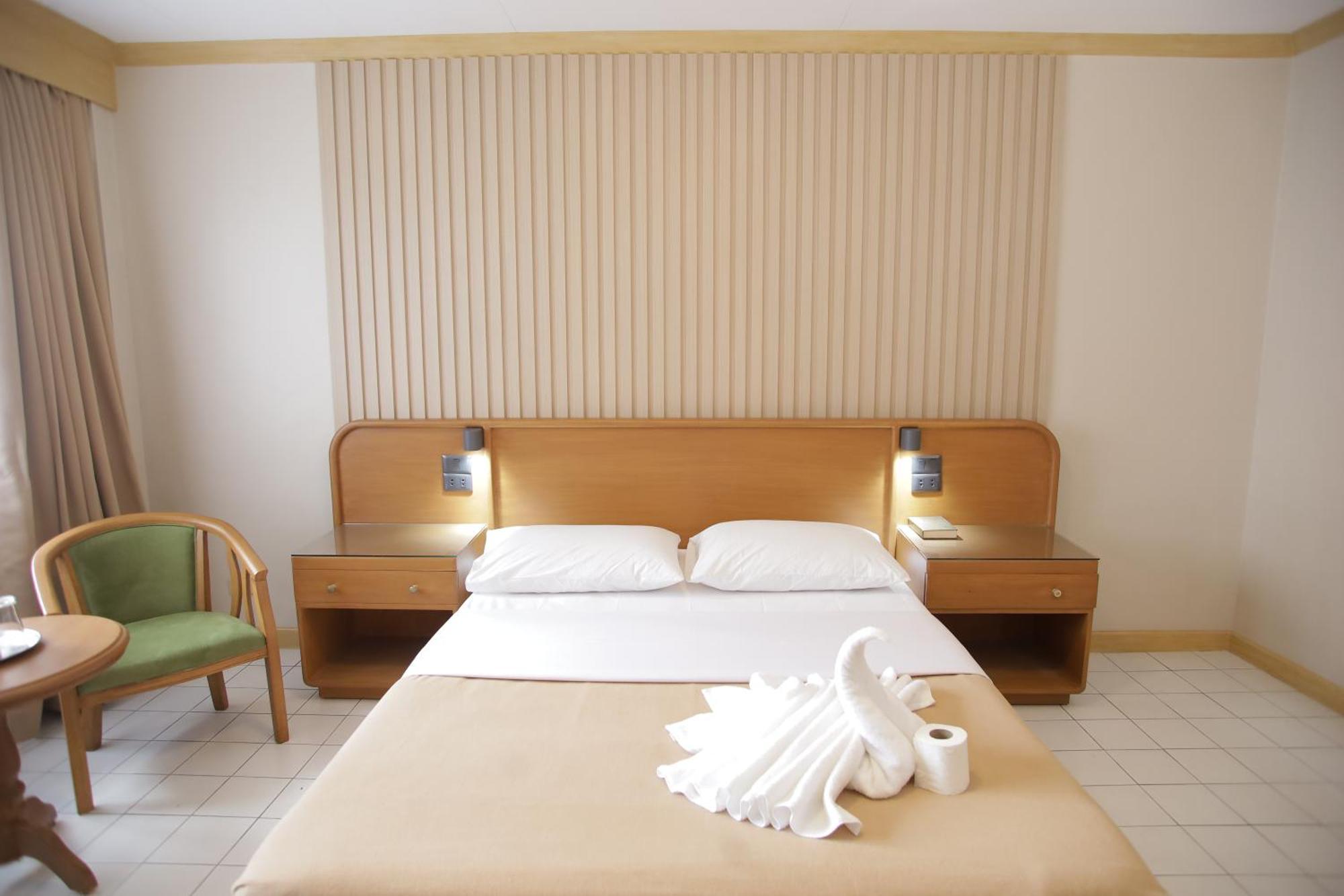 Hotel Soriente Manila Zewnętrze zdjęcie