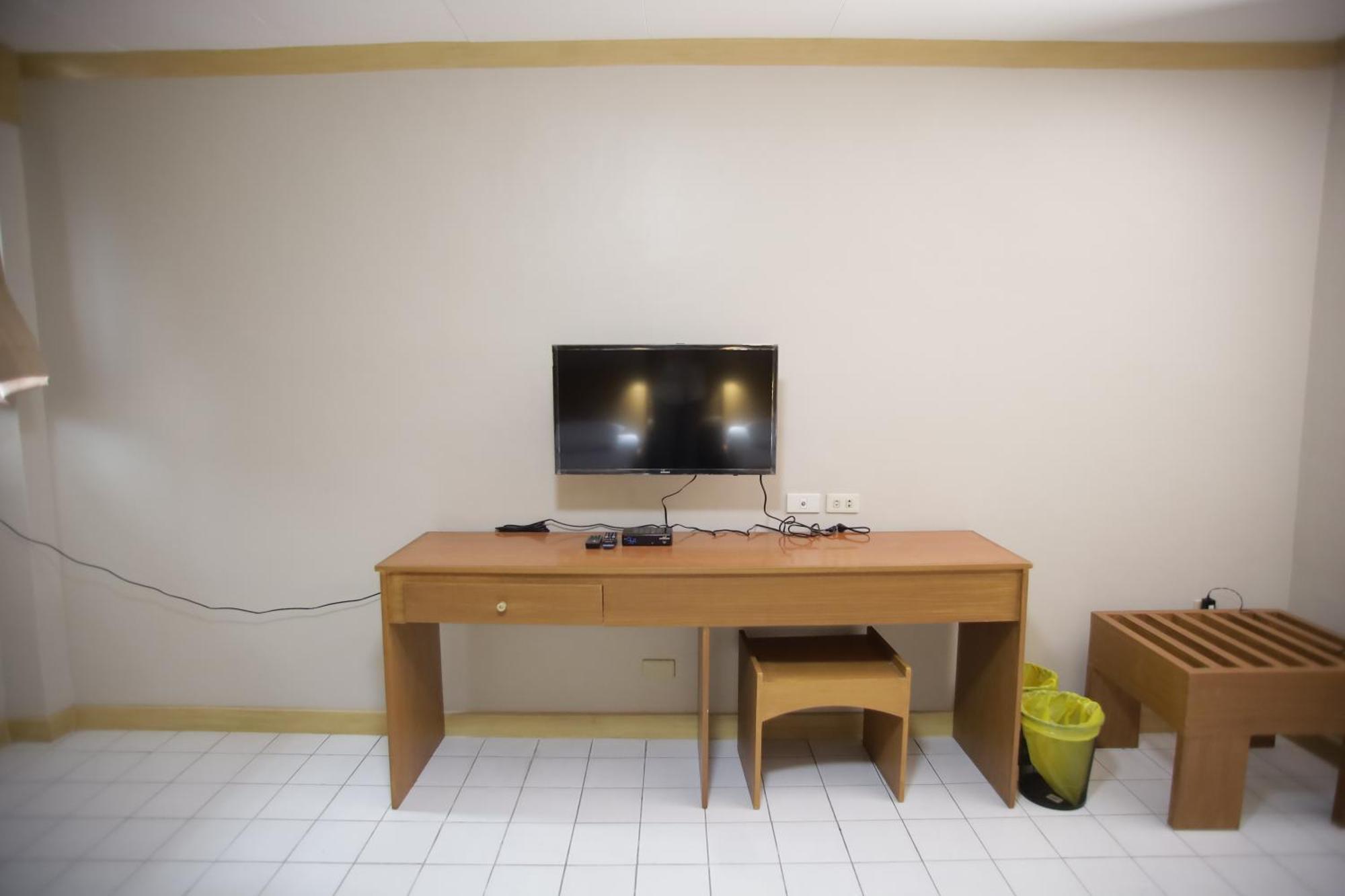 Hotel Soriente Manila Zewnętrze zdjęcie